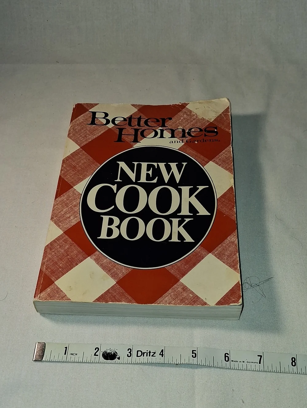 Vintage 1981 Better Homes And Gardens Cookbook Red and White Gingham Soft Cover
